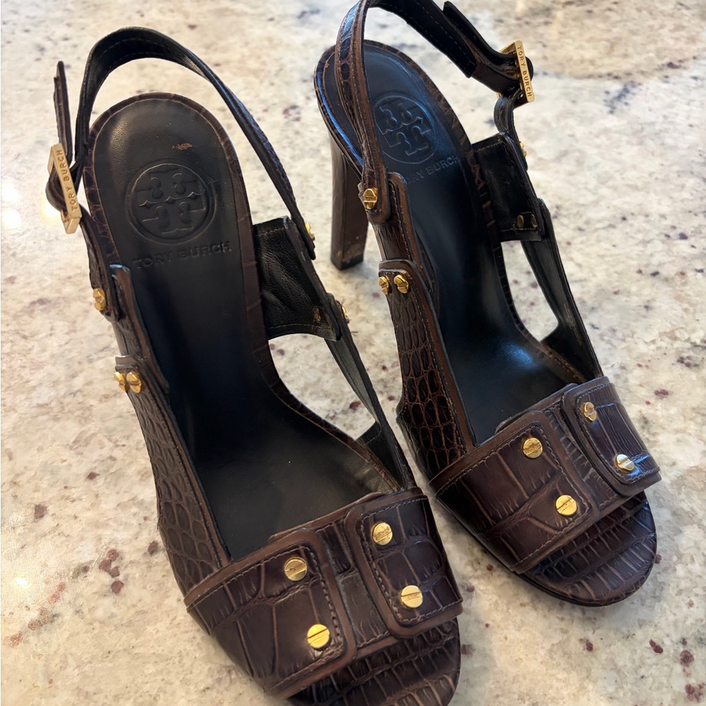 Tory Burch Sandals Shoes Heels Logo Brown Leather Gold Crocodile Print size 8